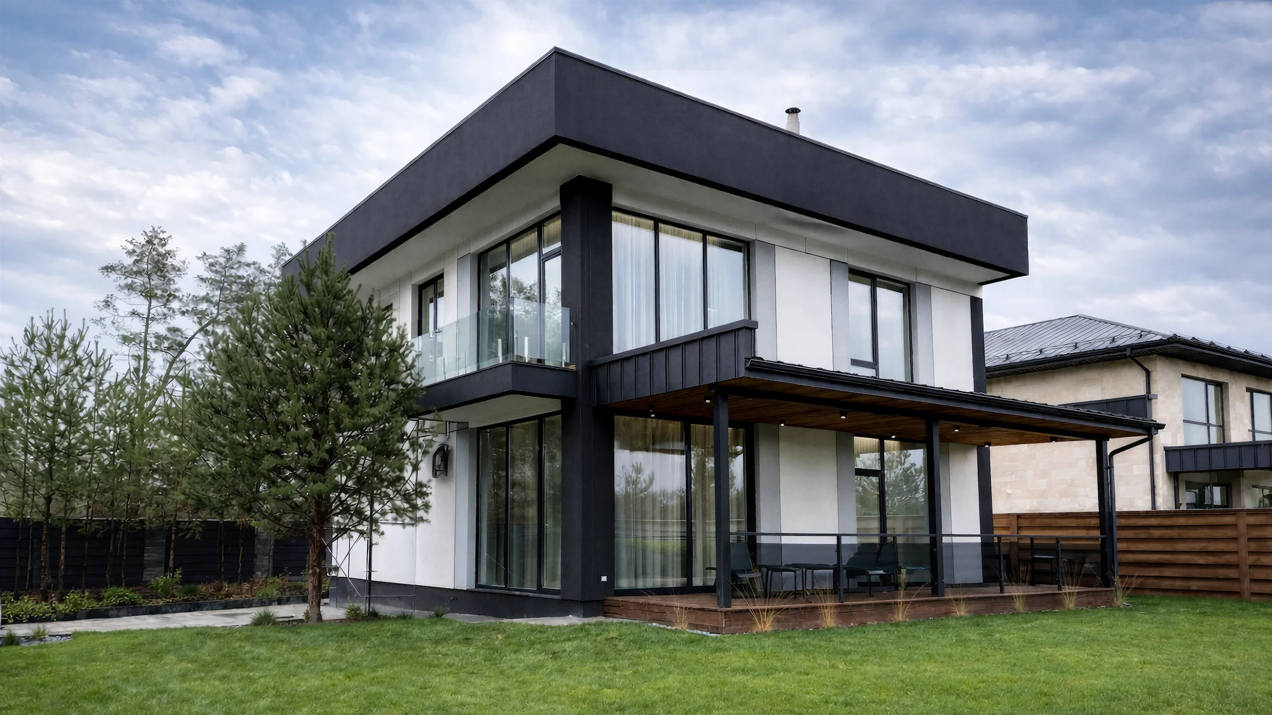 Загородный дом с панорамным фасадом