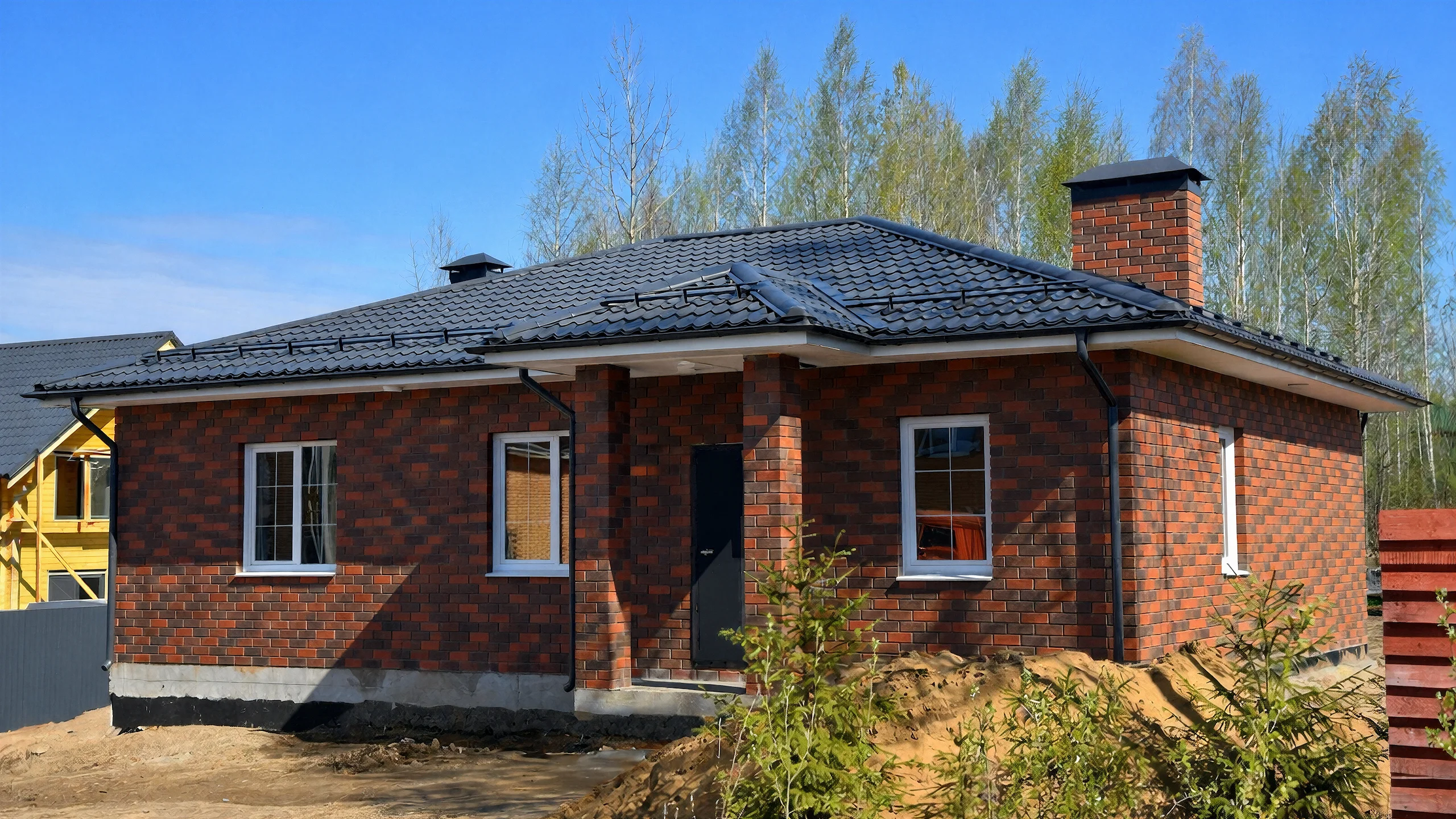 Загородный дом с панорамным фасадом